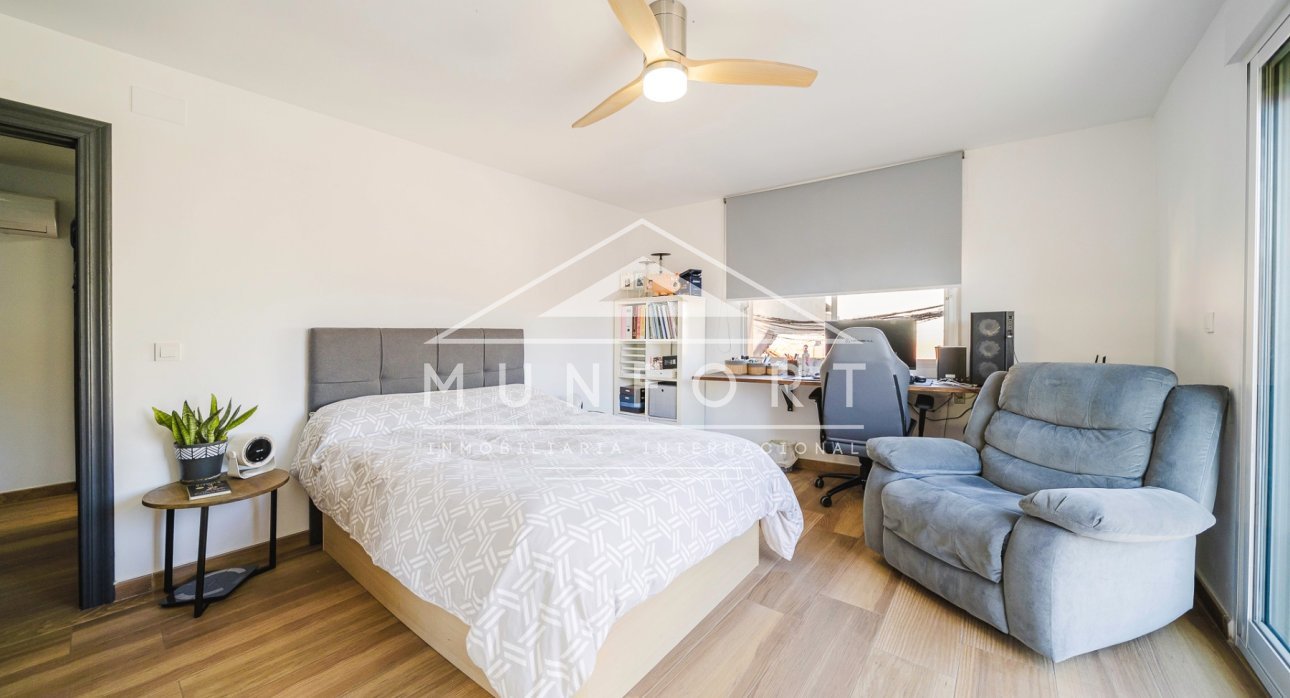 Resale - Penthouses -
Pilar de la Horadada