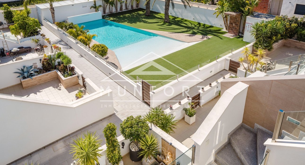 Resale - Penthouses -
Pilar de la Horadada