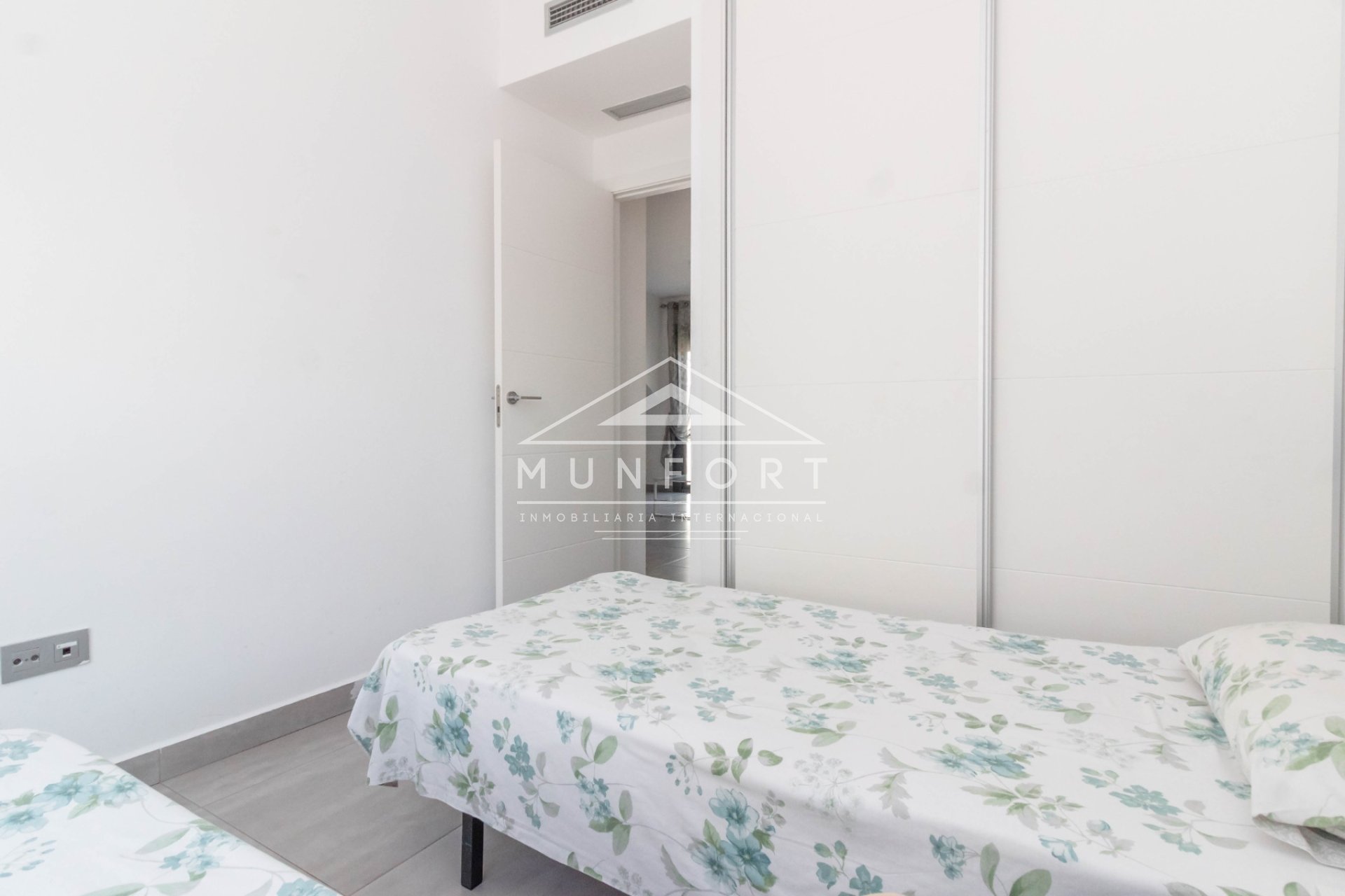 Resale - Penthouses -
Pilar de la Horadada