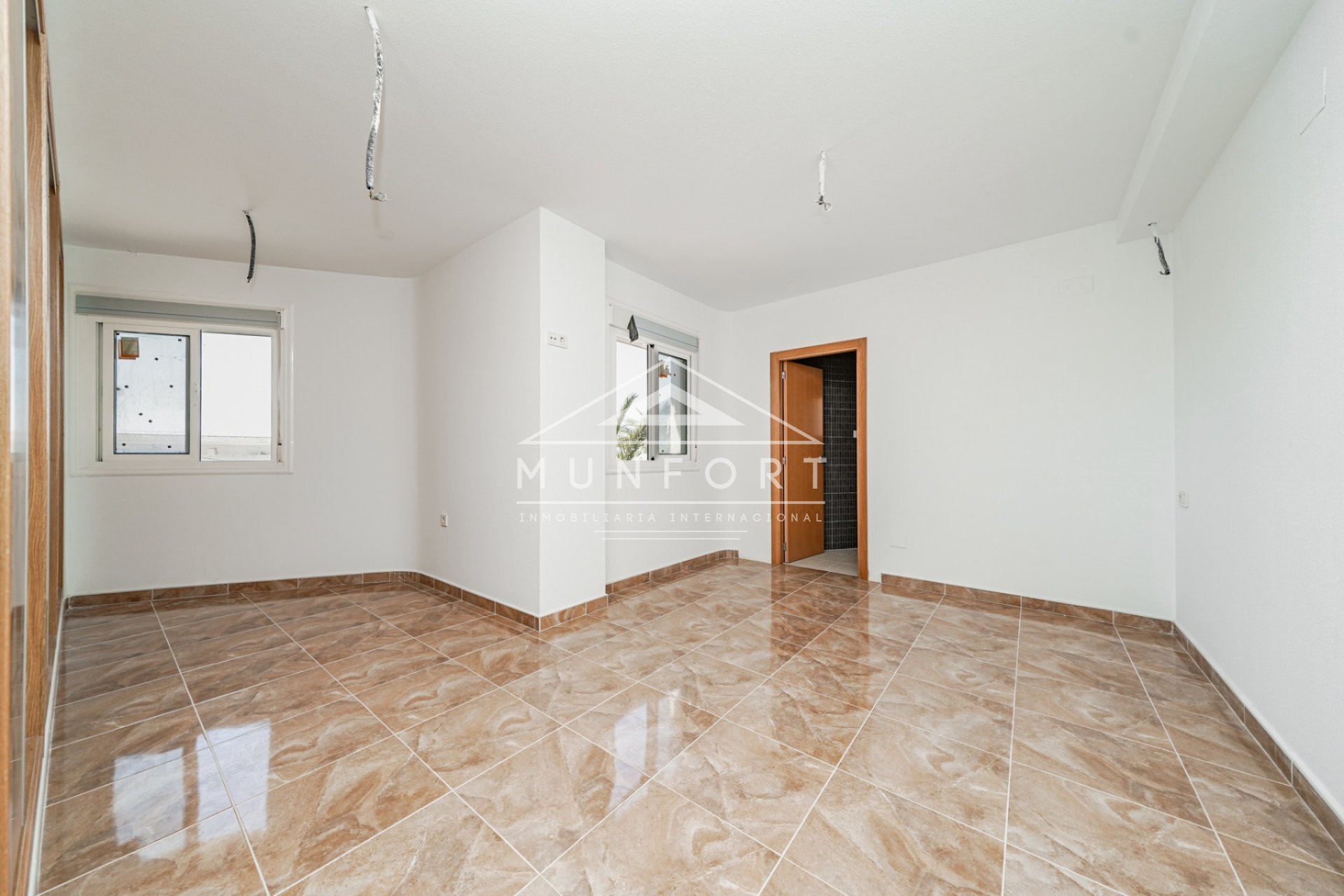 Resale - Penthouses -
San Miguel de Salinas