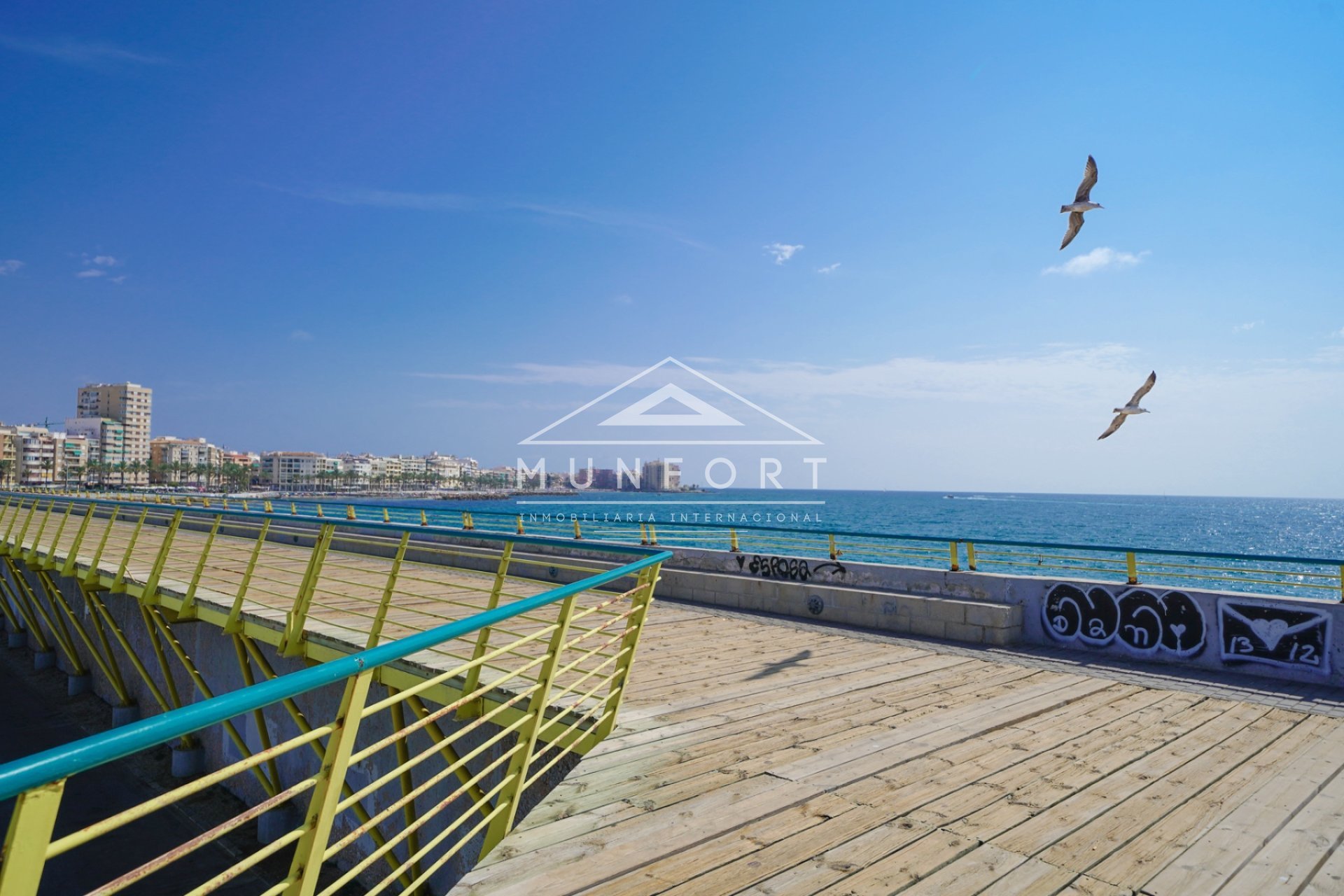 Resale - Penthouses -
Torrevieja - Centro - Torrevieja