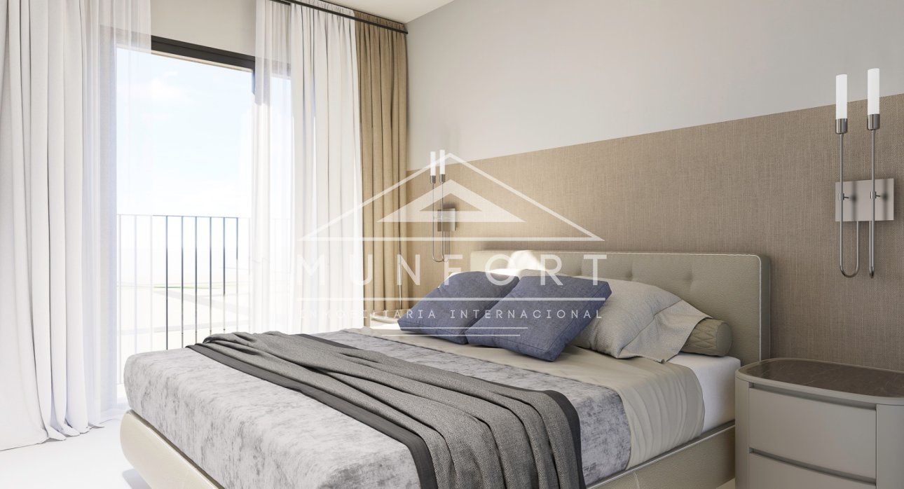 Resale - Penthouses -
Torrevieja