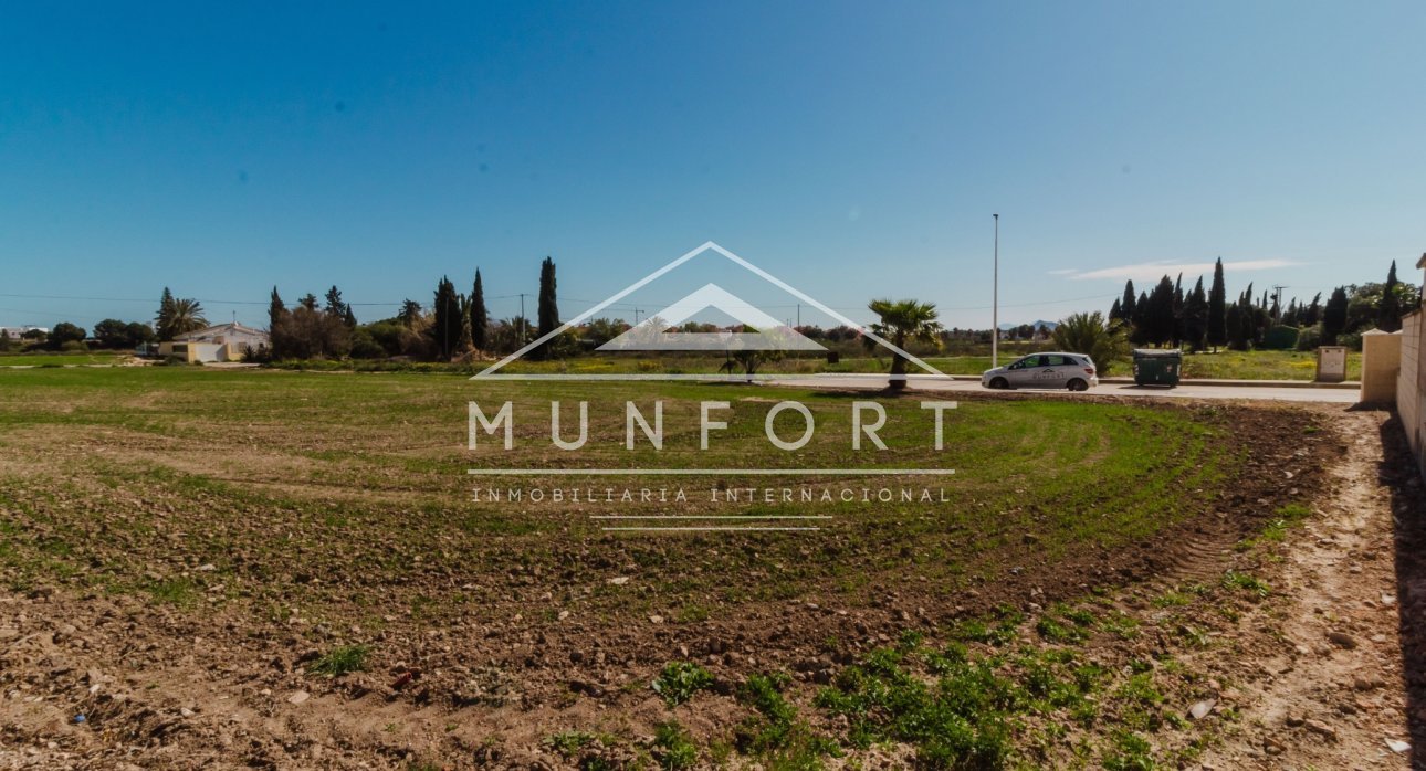 Resale - Plots -
Alcázares, Los - Las Lomas del Rame