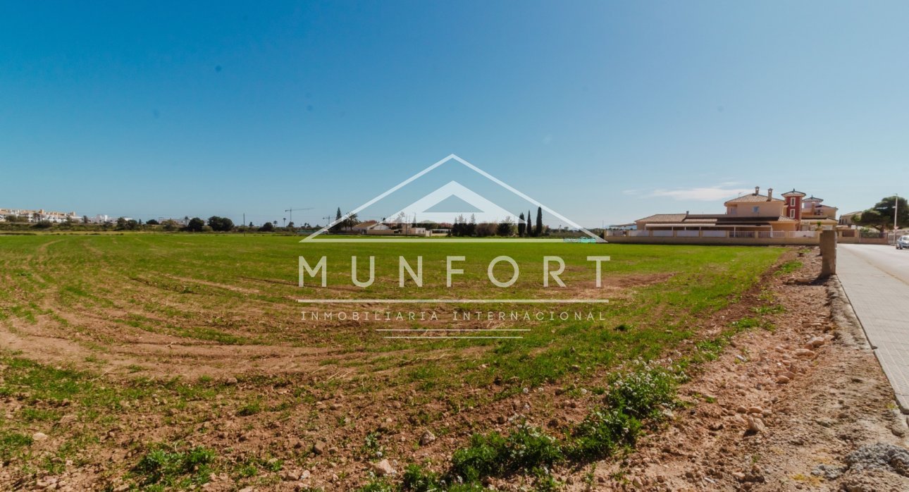 Resale - Plots -
Alcázares, Los - Las Lomas del Rame