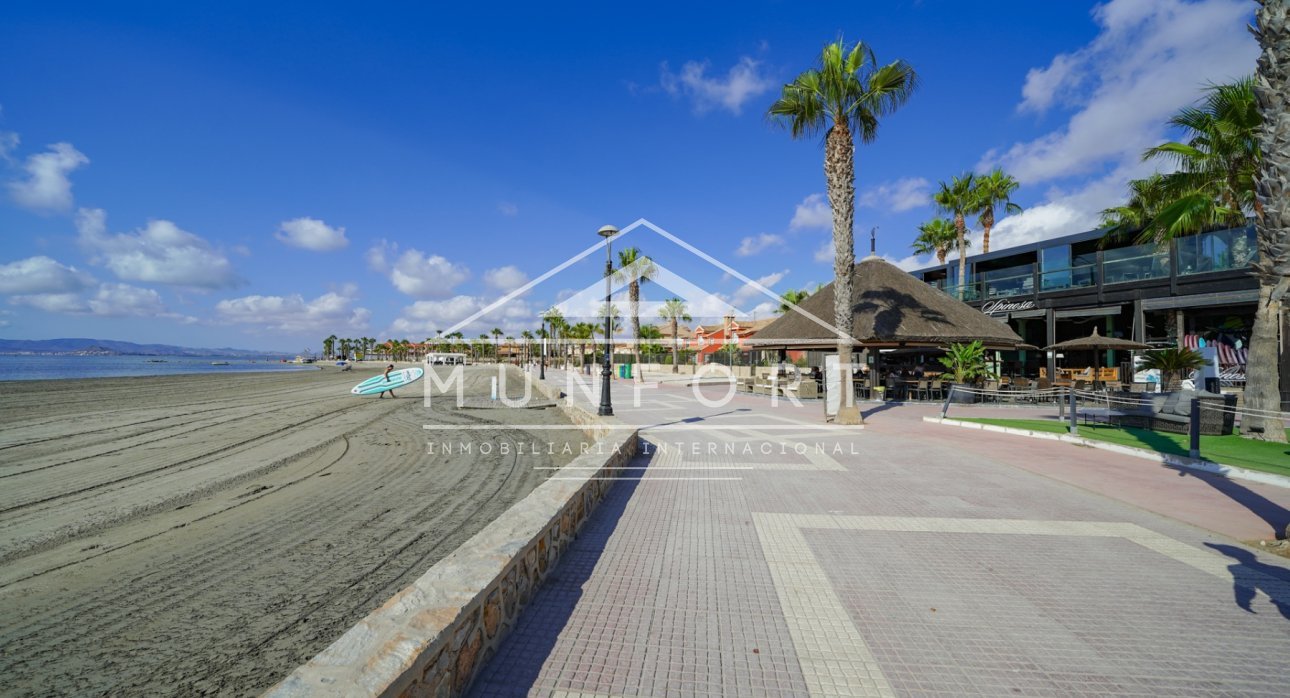 Resale - Plots -
Alcázares, Los