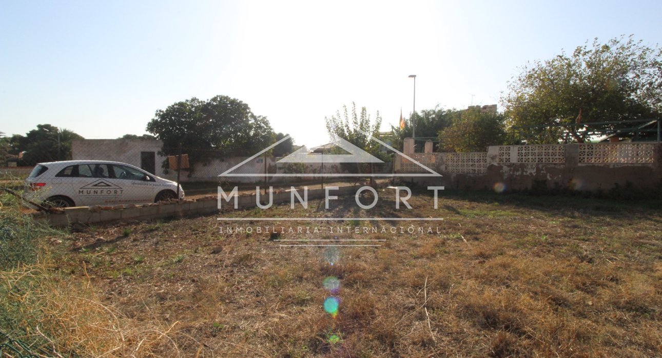 Resale - Plots -
Los Urrutias