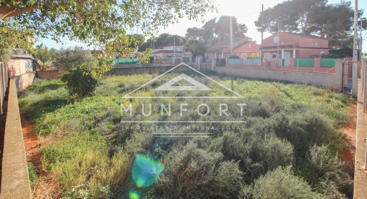 Resale - Plots -
Los Urrutias