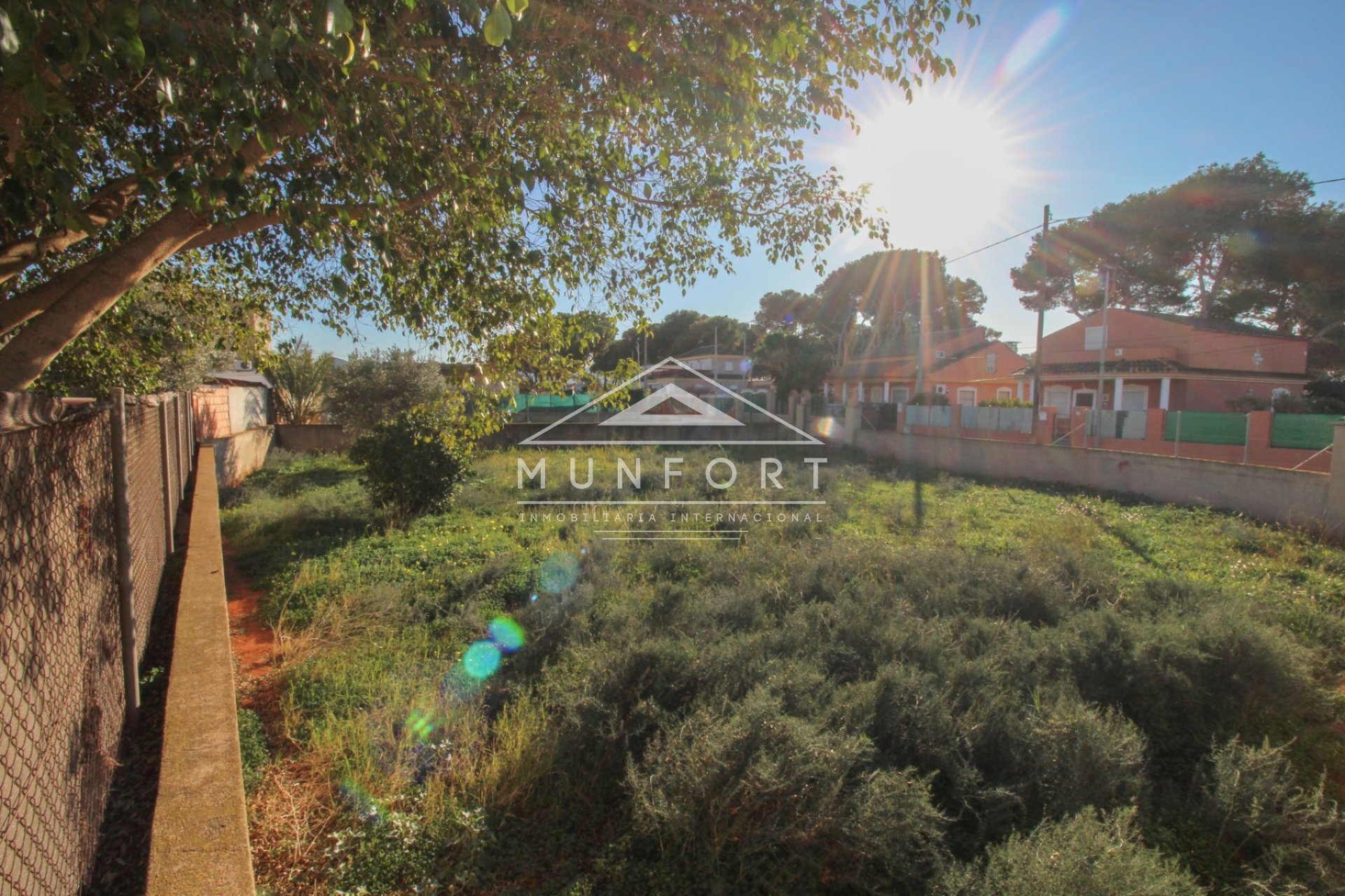 Resale - Plots -
Los Urrutias