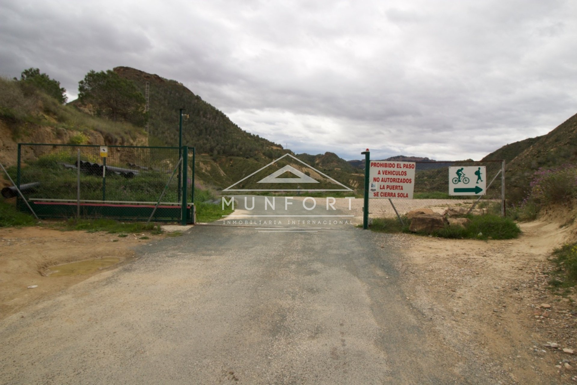 Resale - Plots -
Murcia - GEA Y TRUYOLS