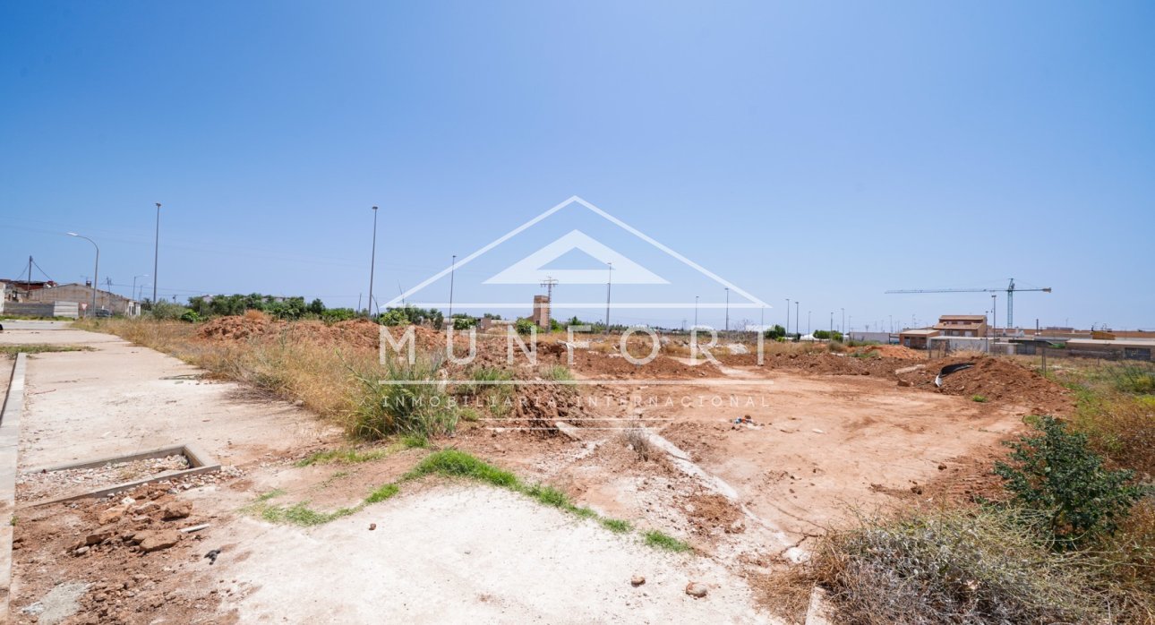 Resale - Plots -
Pilar de la Horadada