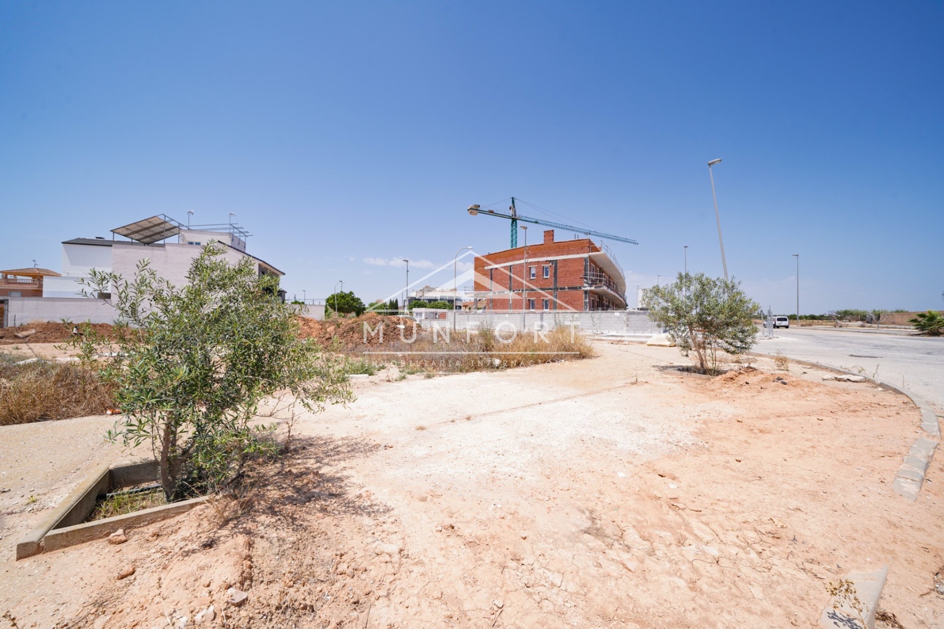 Resale - Plots -
Pilar de la Horadada