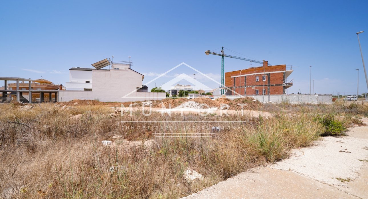 Resale - Plots -
Pilar de la Horadada