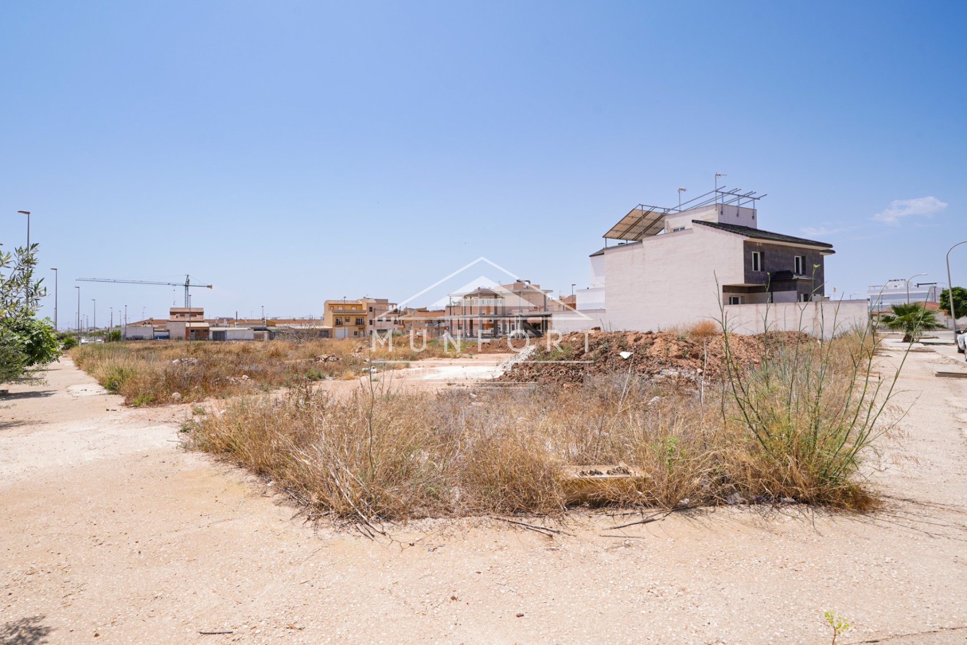 Resale - Plots -
Pilar de la Horadada