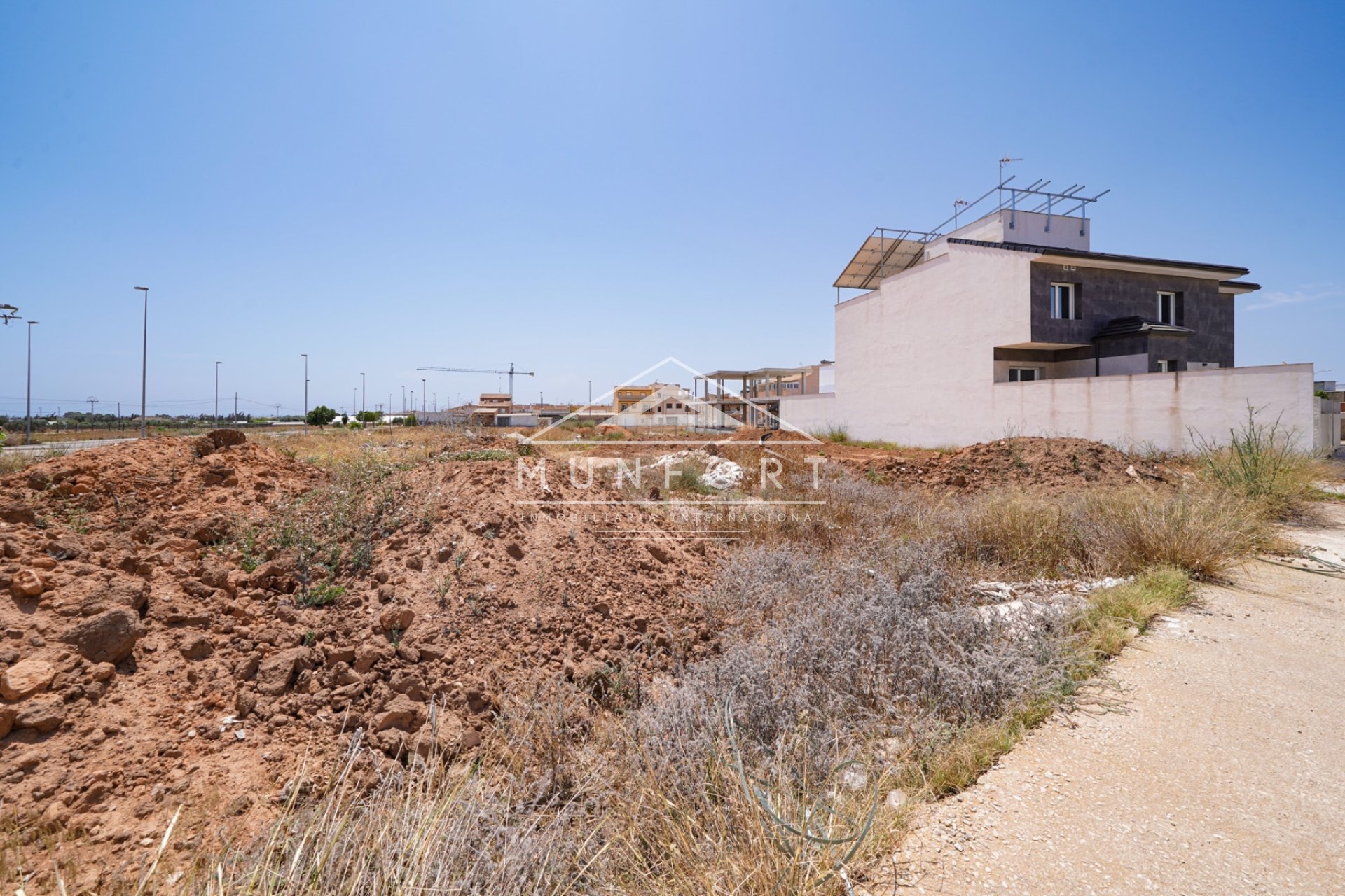 Resale - Plots -
Pilar de la Horadada