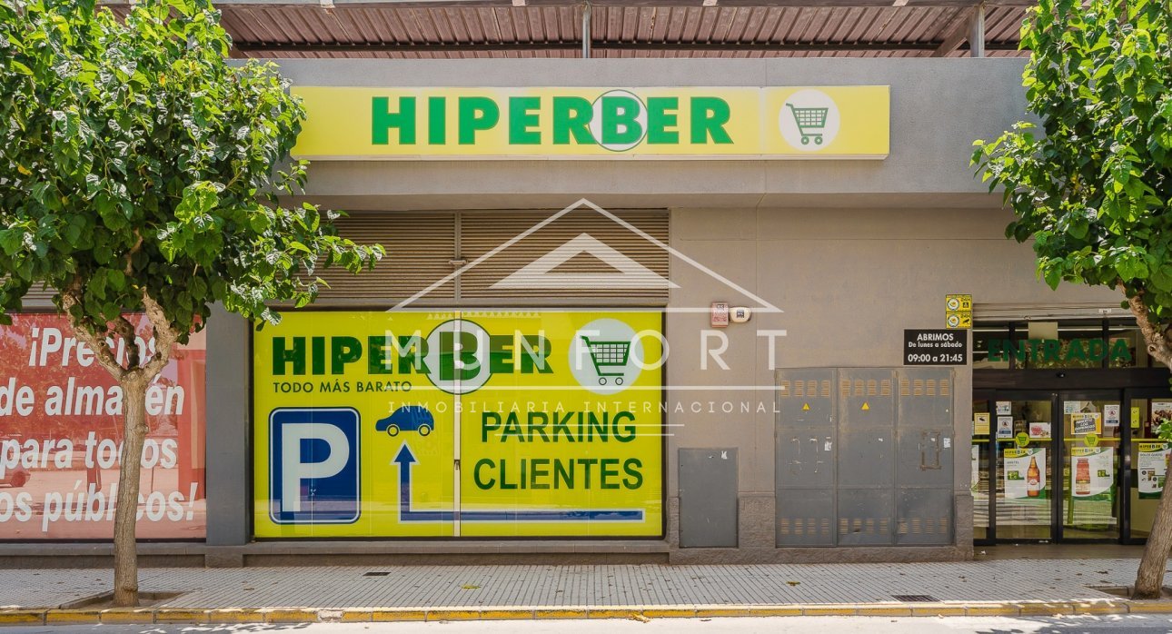 Resale - Plots -
Pilar de la Horadada