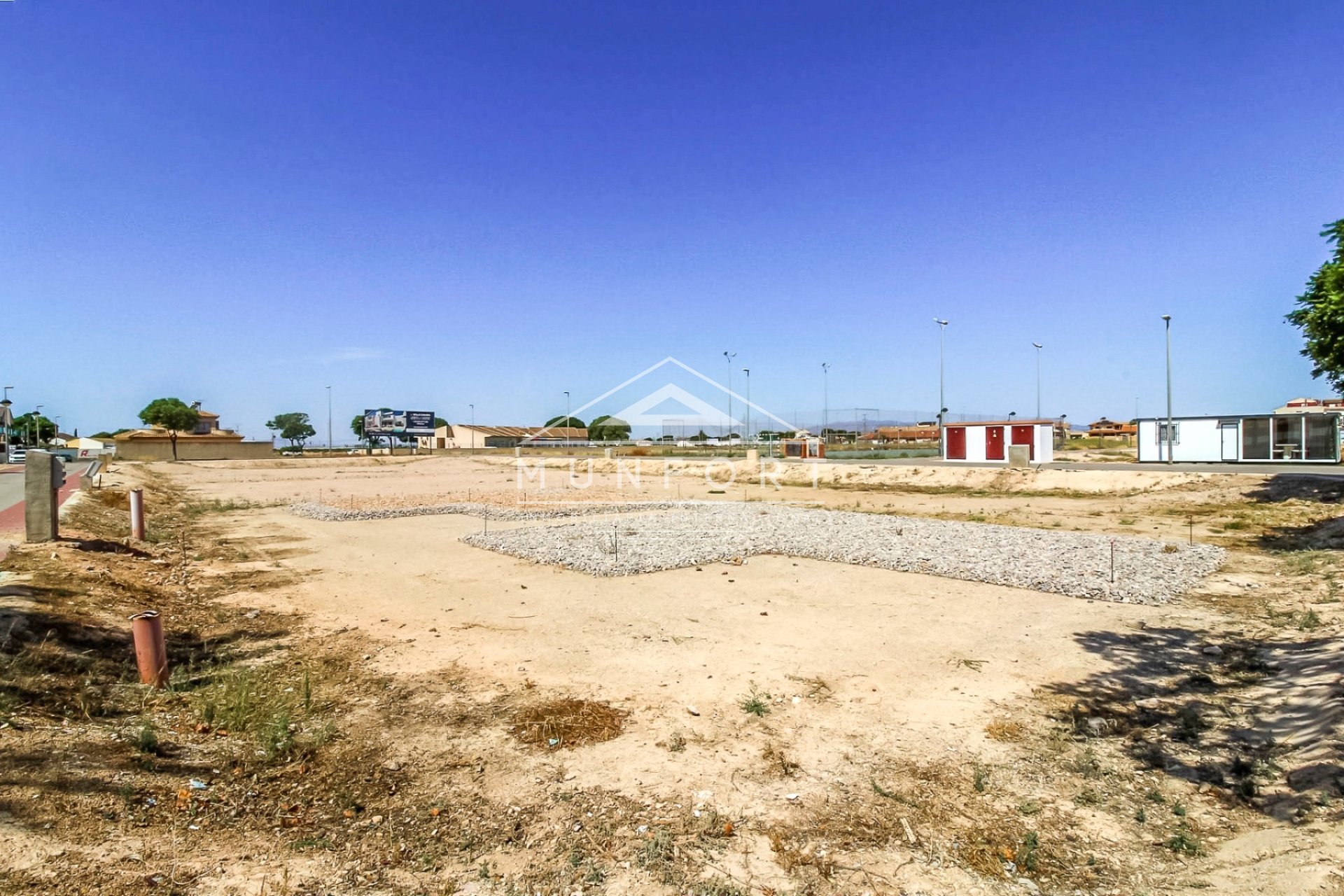 Resale - Plots -
Roldán