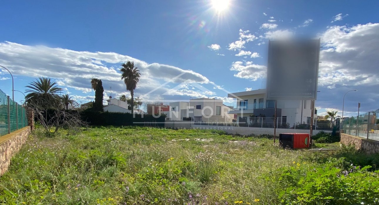 Resale - Plots -
San Javier - Santiago de la Ribera