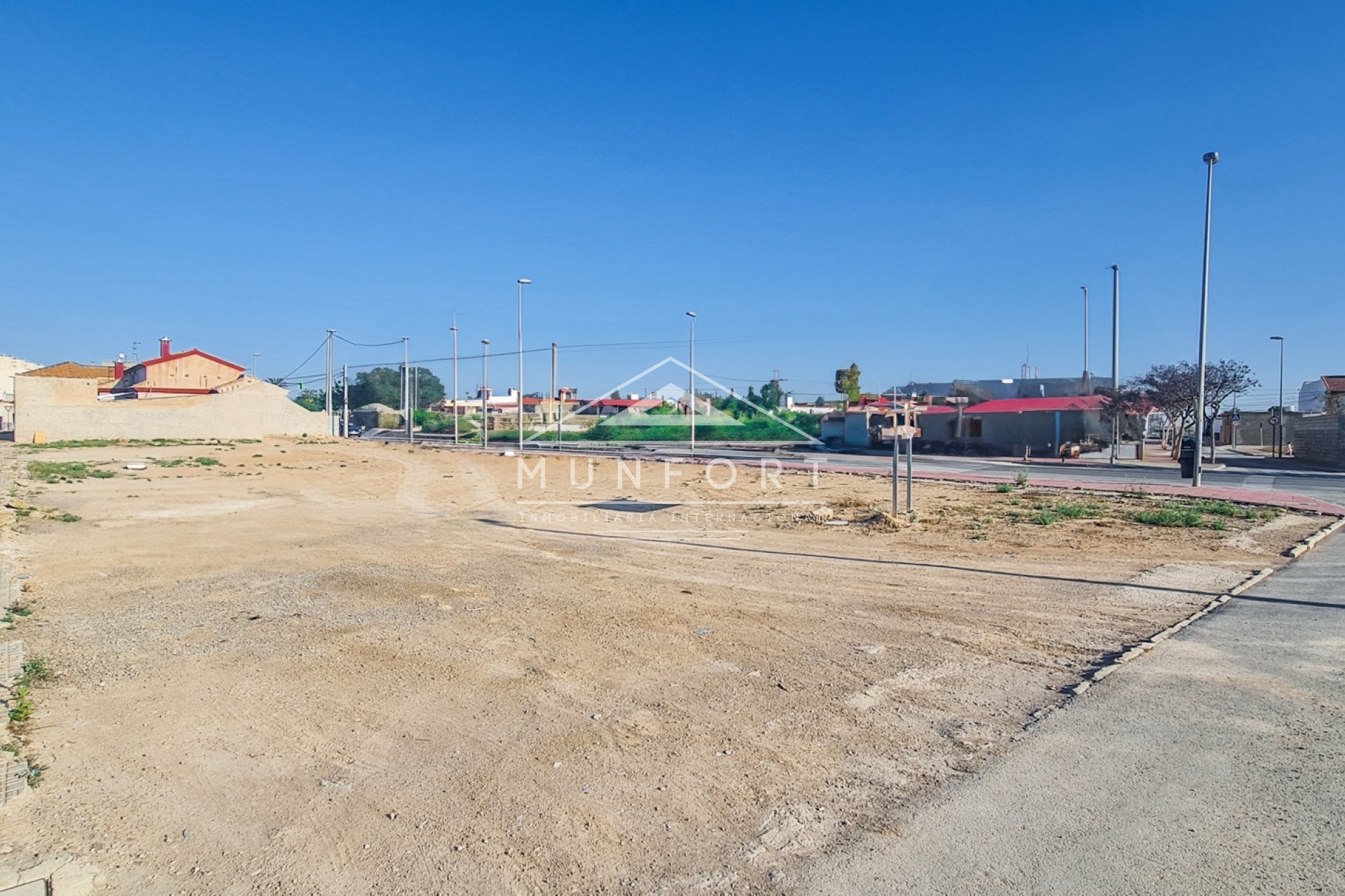 Resale - Plots -
Torre-Pacheco