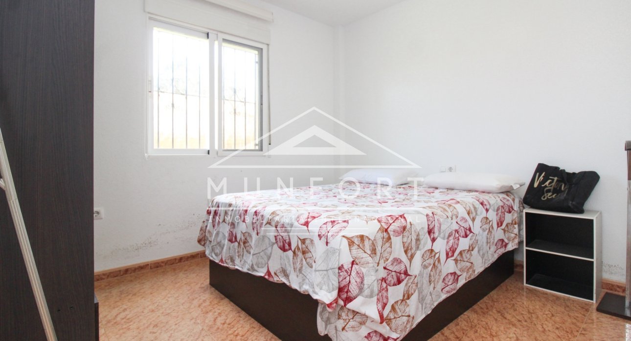 Resale - Semi-detached -
Los Urrutias