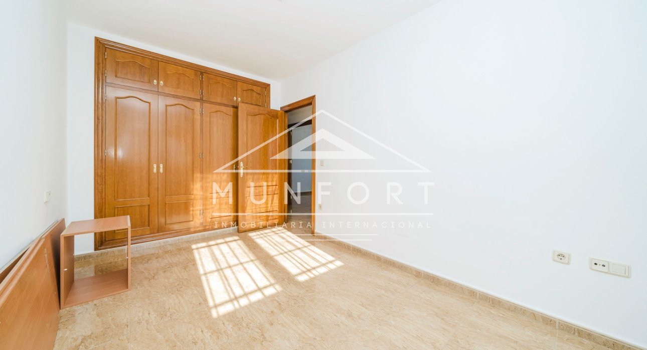 Resale - Terraced Houses -
Balsicas