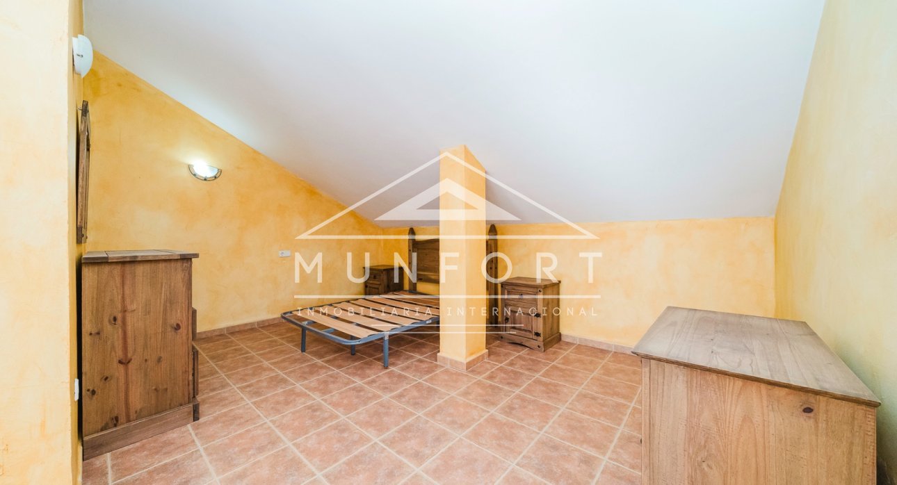 Resale - Terraced Houses -
Balsicas