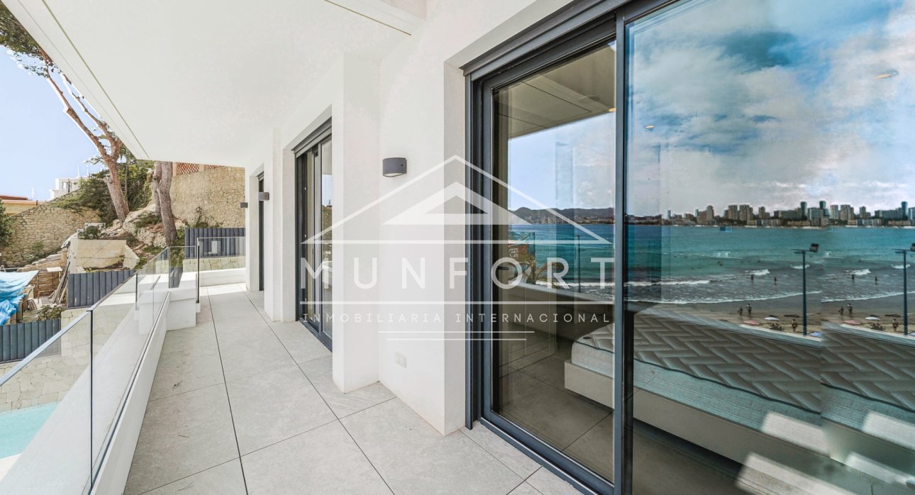 Resale - Terraced Houses -
Benidorm