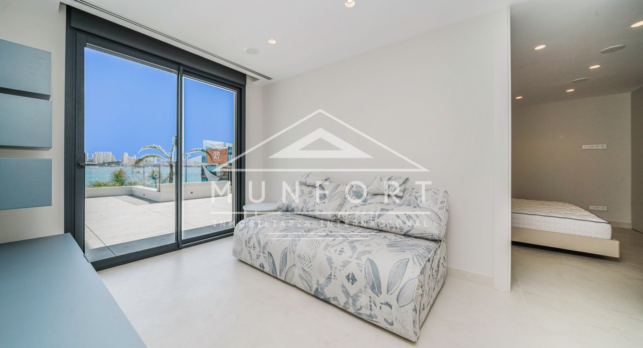 Resale - Terraced Houses -
Benidorm