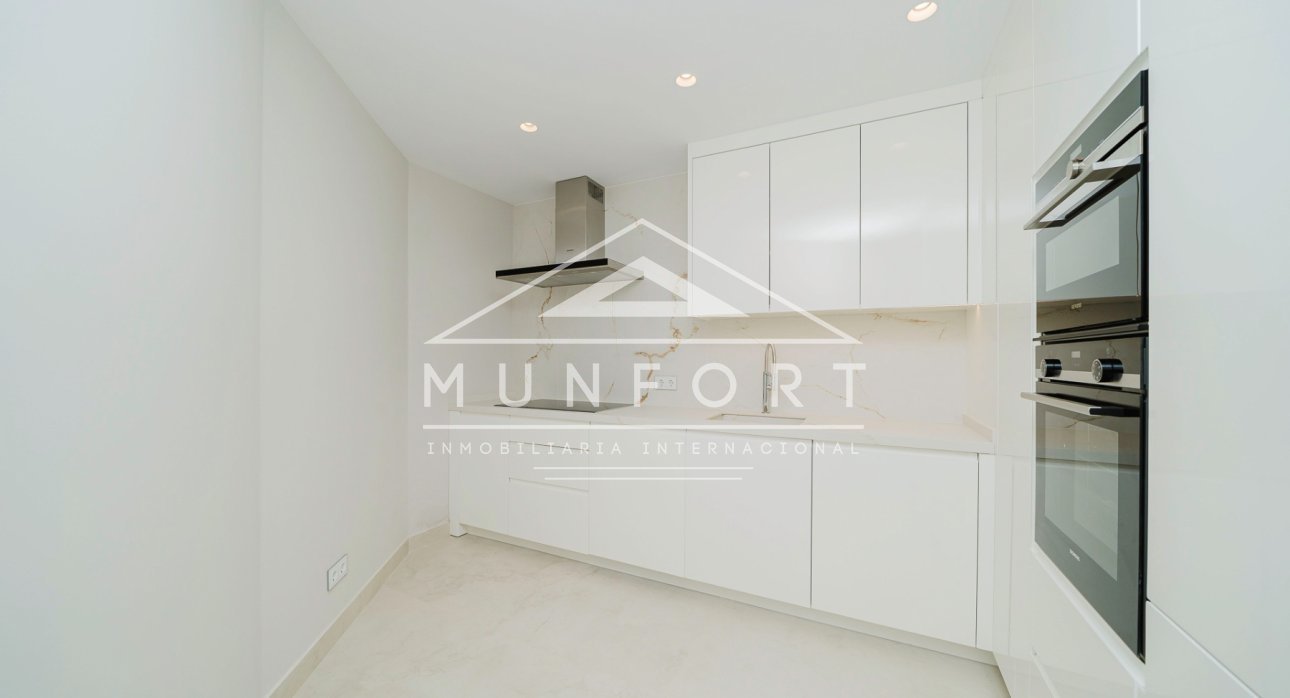 Resale - Terraced Houses -
Benidorm