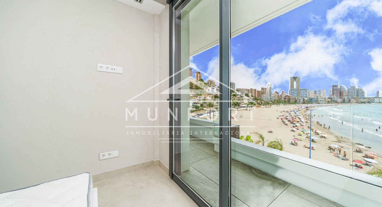 Resale - Terraced Houses -
Benidorm