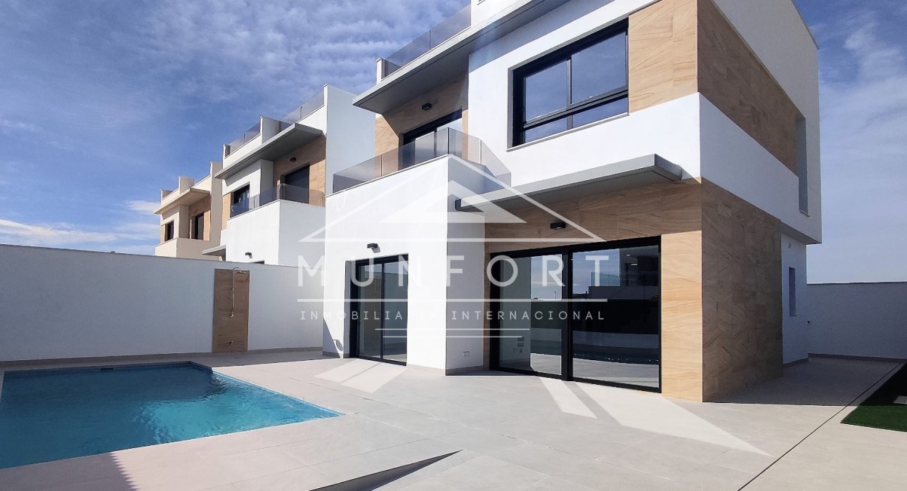 Resale - Terraced Houses -
Benijófar