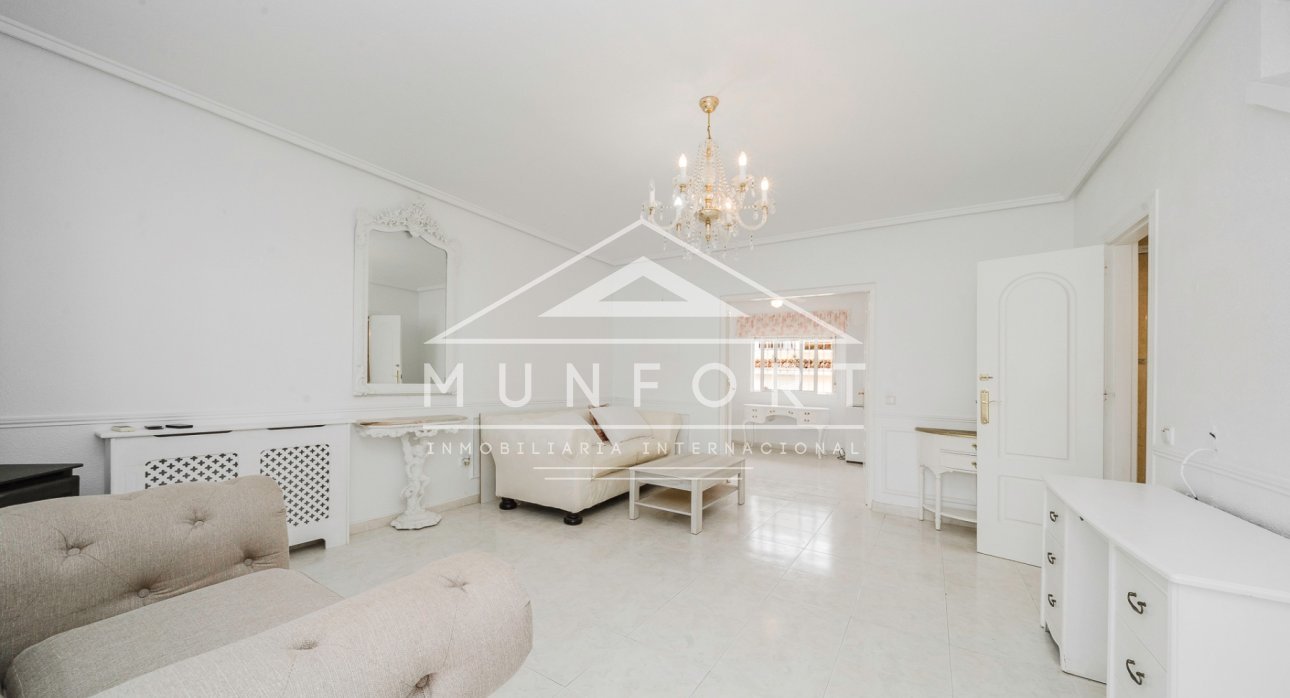 Resale - Terraced Houses -
Benijófar