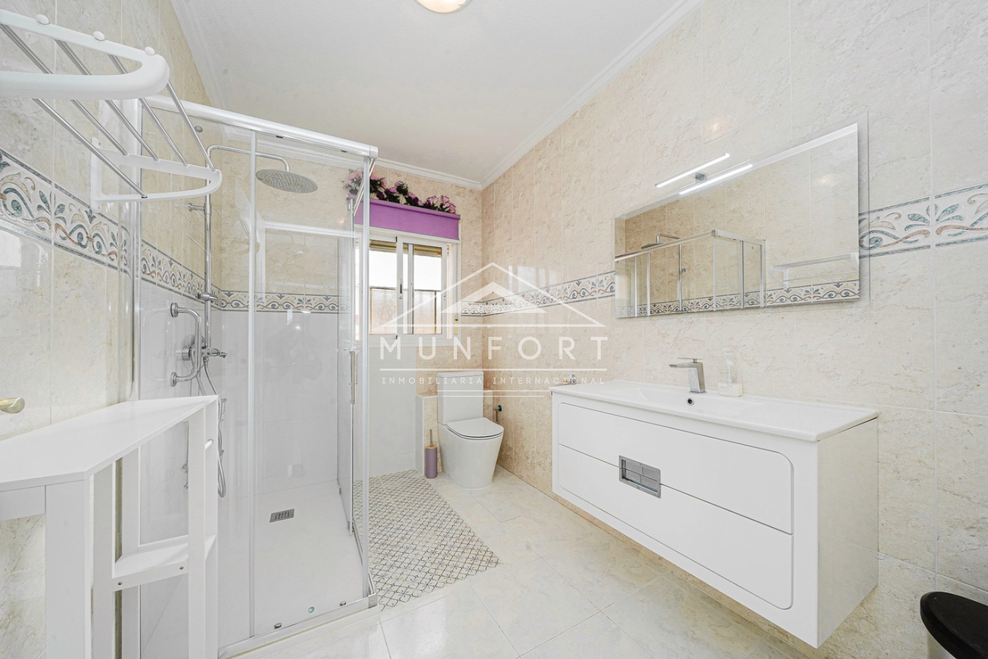 Resale - Terraced Houses -
Benijófar