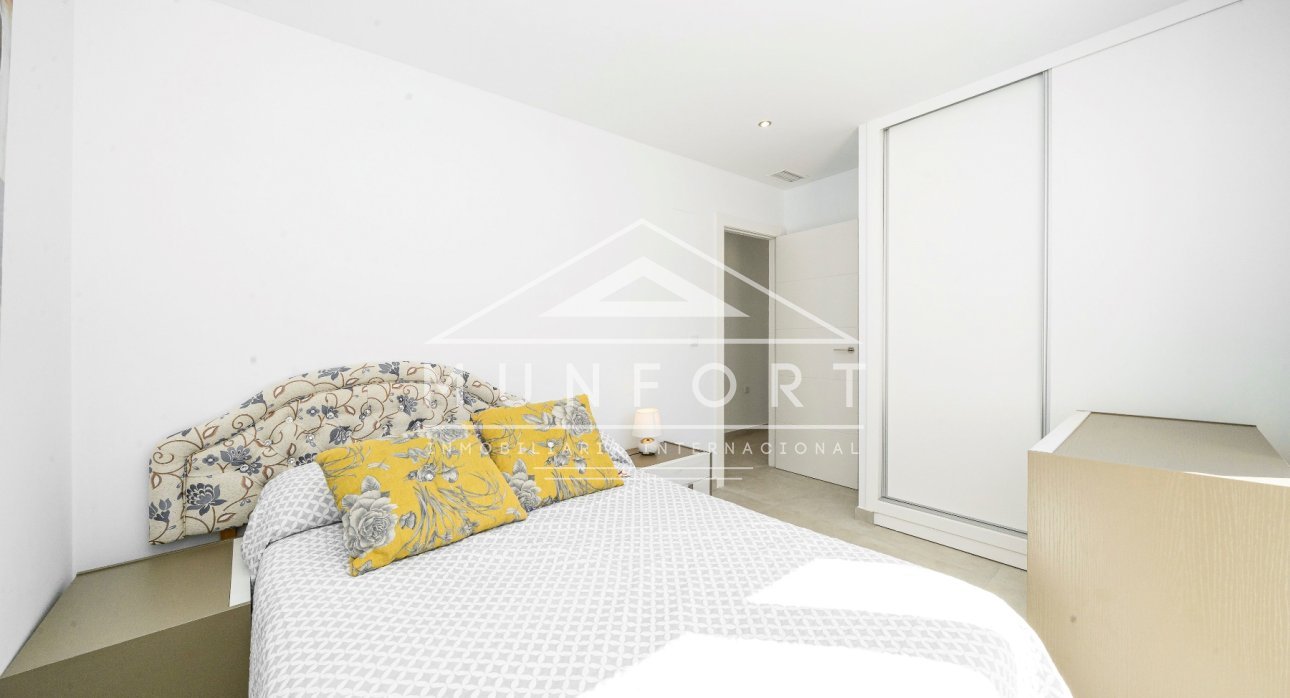 Resale - Terraced Houses -
Los Montesinos