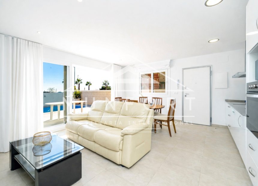 Resale - Terraced Houses -
Los Montesinos
