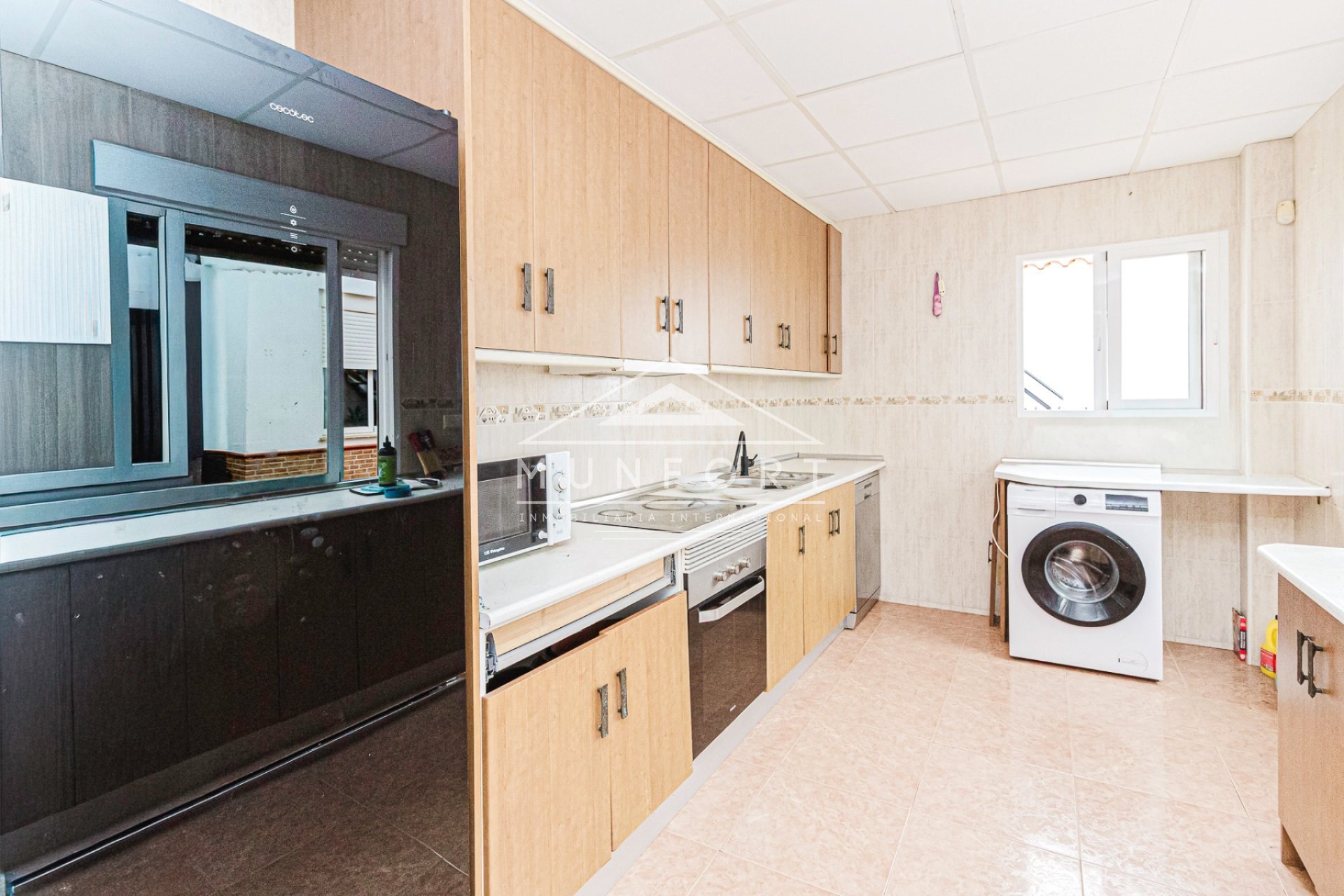 Resale - Terraced Houses -
Los Nietos