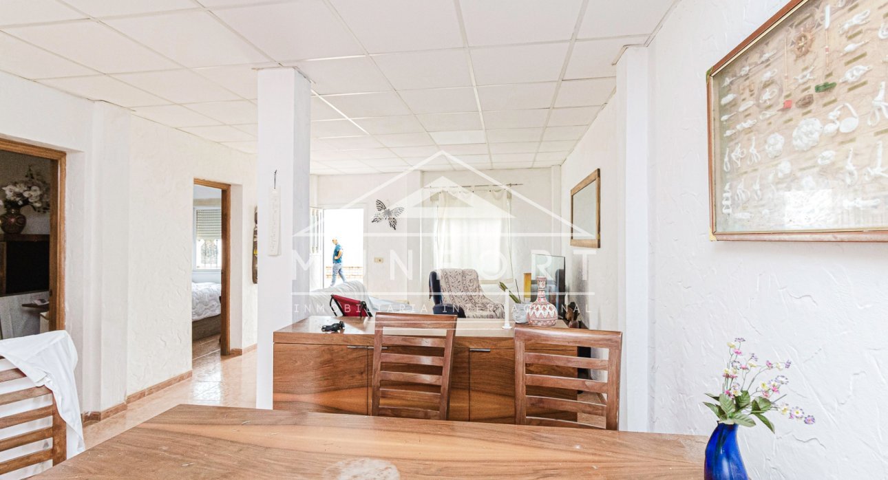 Resale - Terraced Houses -
Los Nietos