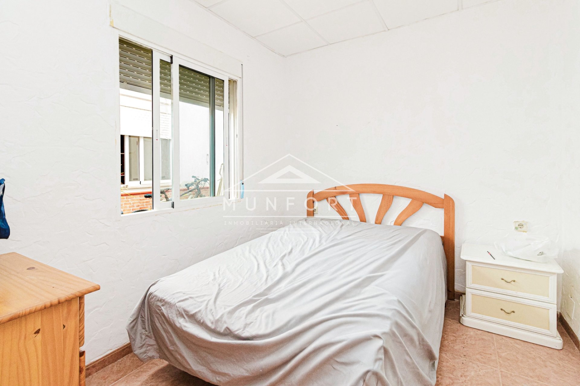 Resale - Terraced Houses -
Los Nietos