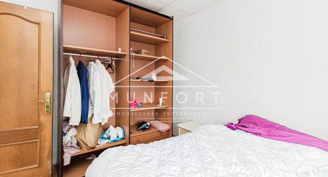 Resale - Terraced Houses -
Los Nietos