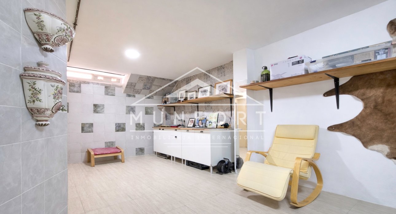 Resale - Terraced Houses -
Los Nietos