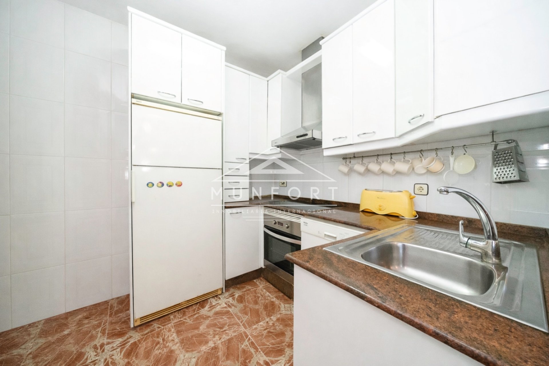 Resale - Terraced Houses -
Los Urrutias - El Carmol&iacute;