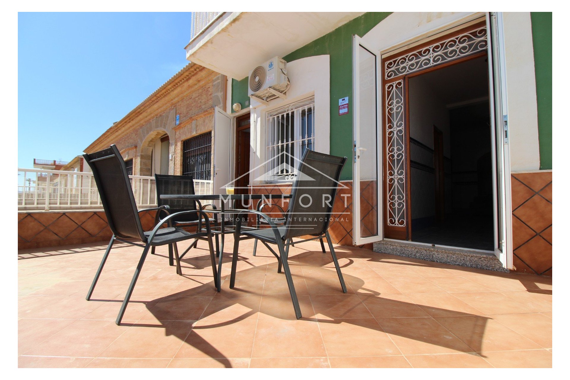 Resale - Terraced Houses -
Los Urrutias