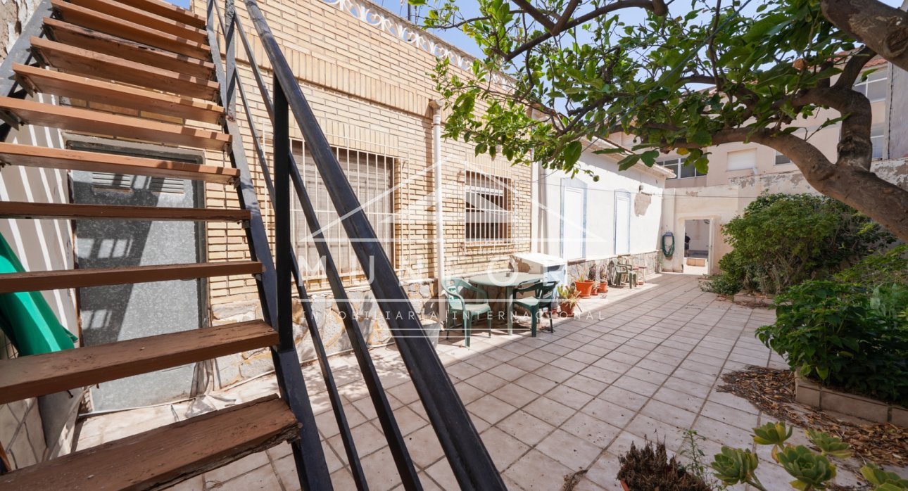 Resale - Terraced Houses -
Los Urrutias