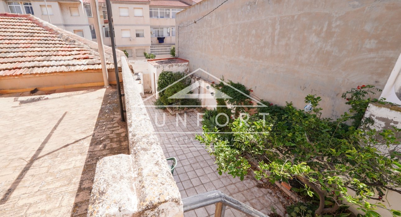 Resale - Terraced Houses -
Los Urrutias