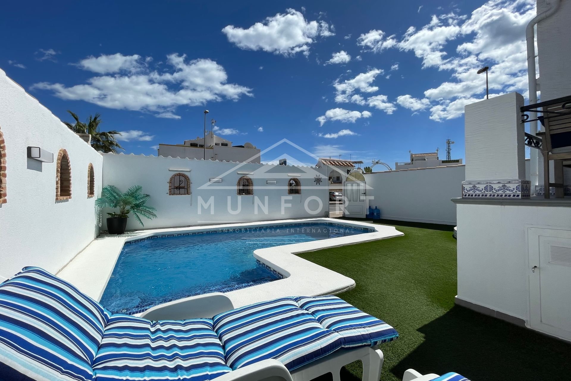 Resale - Terraced Houses -
Orihuela Costa
