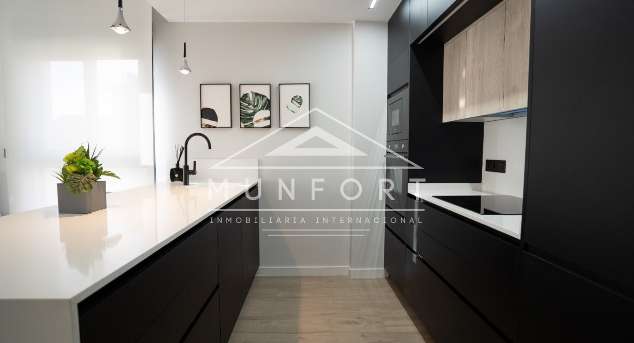 Resale - Terraced Houses -
Orihuela