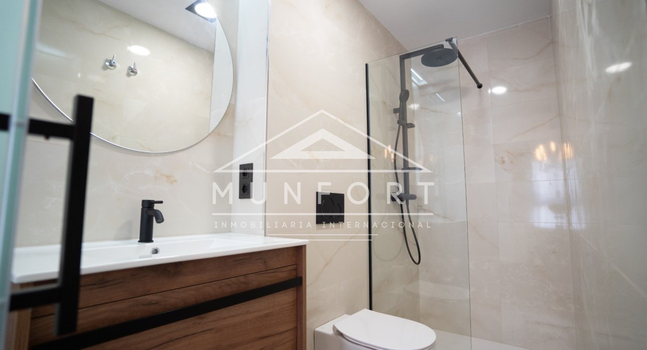 Resale - Terraced Houses -
Orihuela