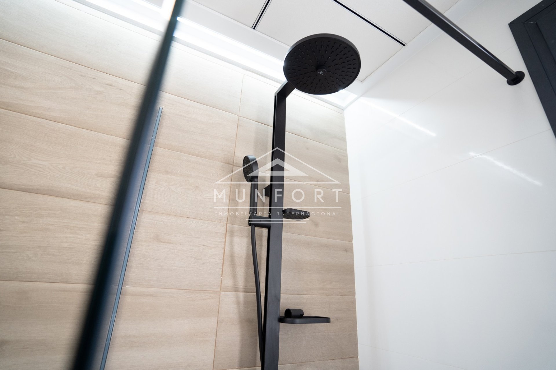 Resale - Terraced Houses -
Orihuela