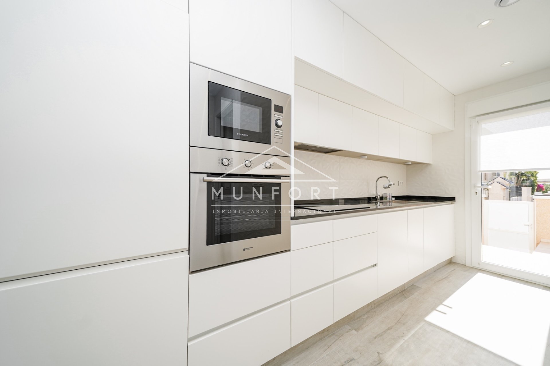 Resale - Terraced Houses -
Pilar de la Horadada - Torre de la Horadada