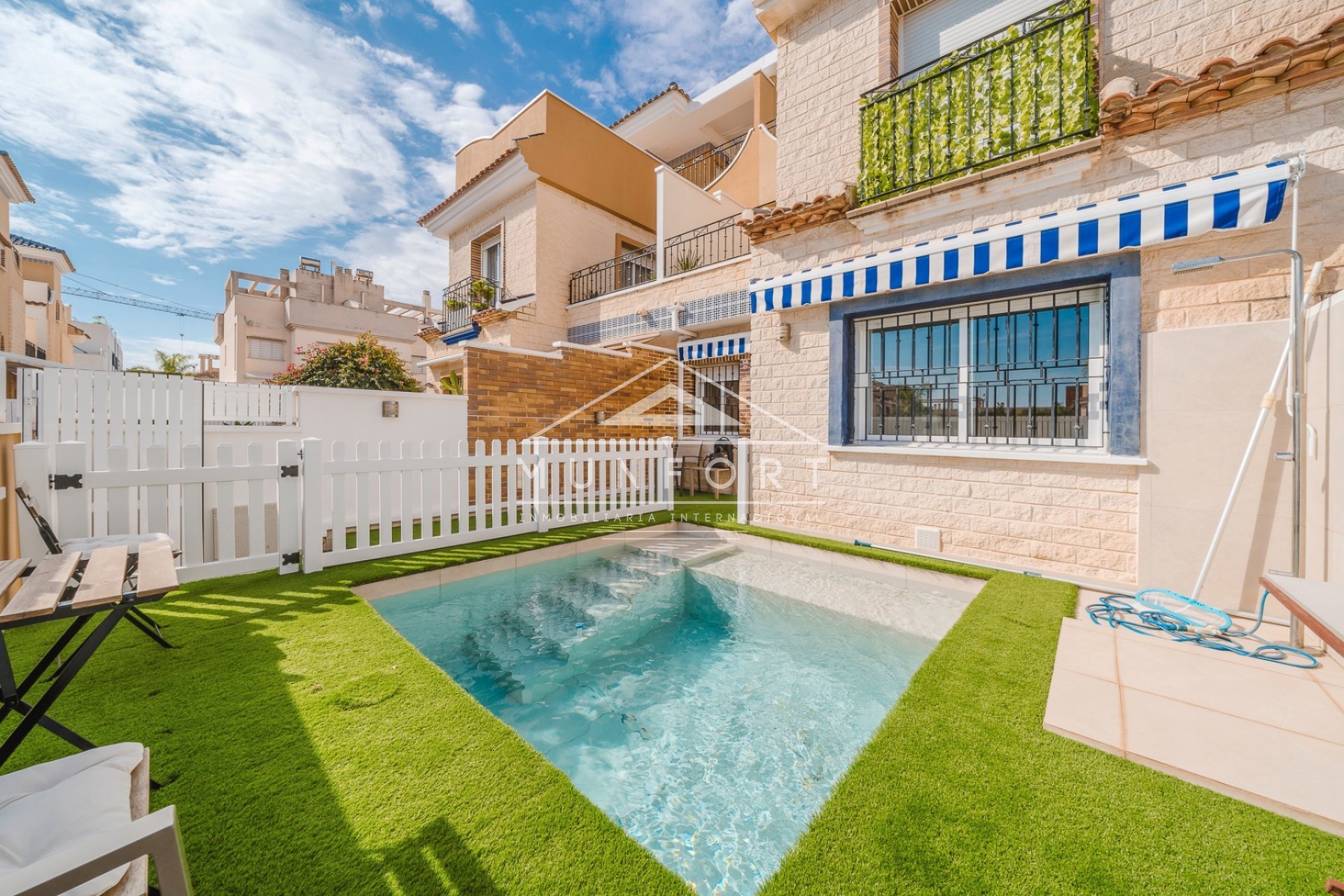 Resale - Terraced Houses -
Pilar de la Horadada - Torre de la Horadada