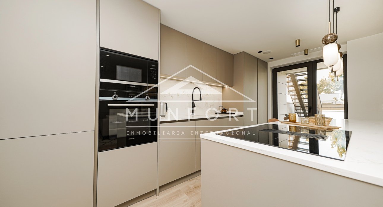 Resale - Terraced Houses -
Pilar de la Horadada